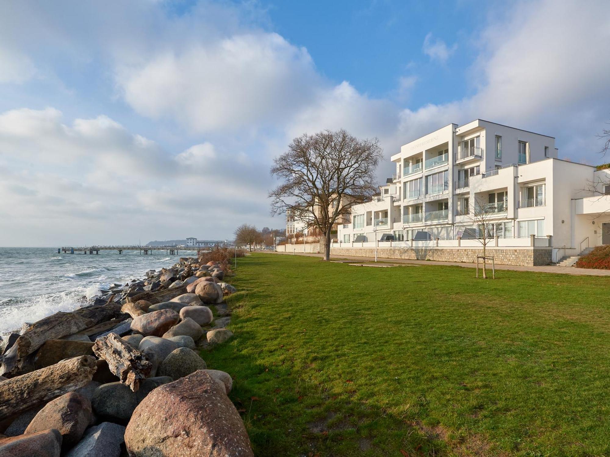 Ostseeresidenz Sassnitz - Wg 5 Mit Sauna, Terrasse, Meerblick Ngoại thất bức ảnh